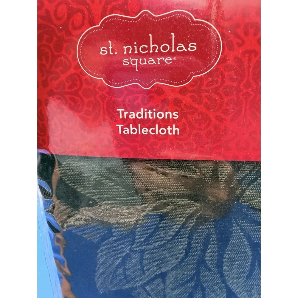 St Nicholas Square Traditions Christmas Tablecloth Green Poinsettia 60x102 NIP